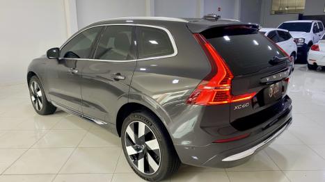 VOLVO XC60 2.0 16V 4P T8 RECHARGE HBRIDO ULTIMATE DARK AWD TURBO GEARTRONIC AUTOMTICO, Foto 2