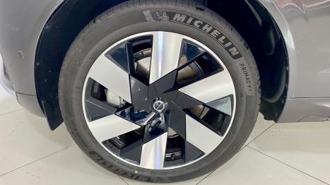 VOLVO XC60 2.0 16V 4P T8 RECHARGE HBRIDO ULTIMATE DARK AWD TURBO GEARTRONIC AUTOMTICO, Foto 12