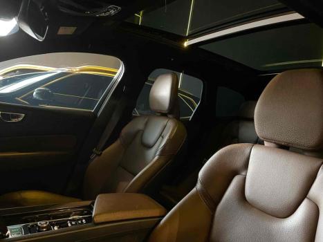 VOLVO XC60 2.0 16V 4P T8 HYBRID MOMENTUM AWD GEARTRONIC AUTOM�TICO, Foto 10