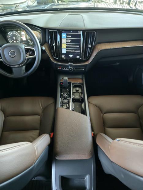 VOLVO XC60 2.0 16V 4P T8 HYBRID MOMENTUM AWD GEARTRONIC AUTOMÁTICO, Foto 9