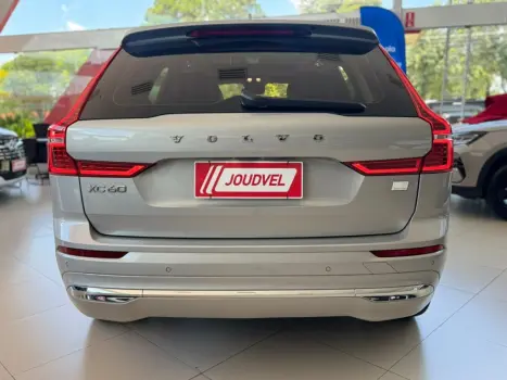 VOLVO XC60 2.0 16V 4P T8 RECHARGE HÍBRIDO PLUS AWD TURBO GEARTRONIC AUTOMÁTICO, Foto 6