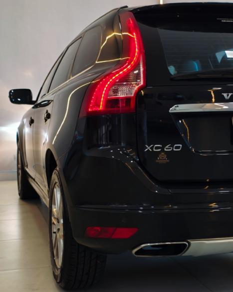 VOLVO XC60 2.0 4P COMFORT T5 TURBO AUTOM�TICO, Foto 4