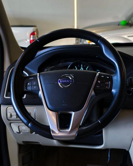 VOLVO XC60 2.0 4P COMFORT T5 TURBO AUTOM�TICO, Foto 8