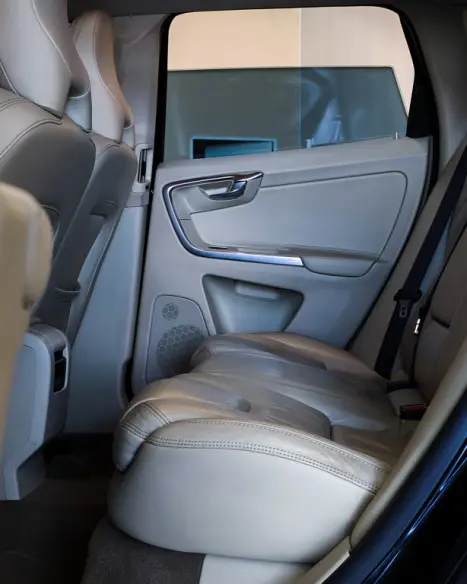VOLVO XC60 2.0 4P COMFORT T5 TURBO AUTOM�TICO, Foto 13