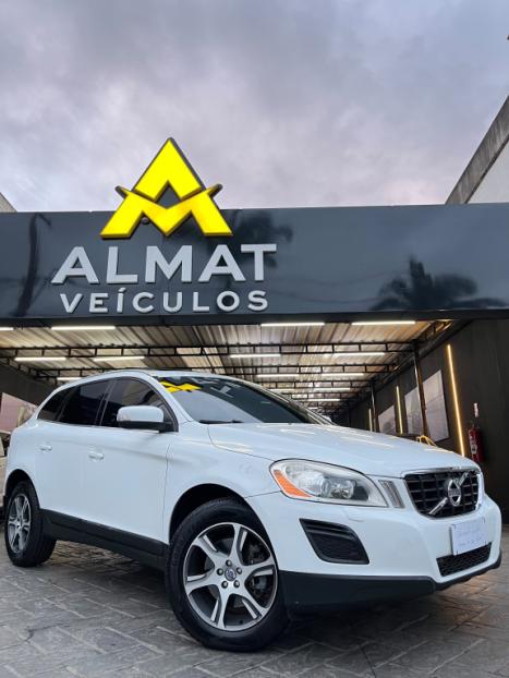 VOLVO XC60 2.0 4P COMFORT T5 TURBO AUTOMÁTICO, Foto 2