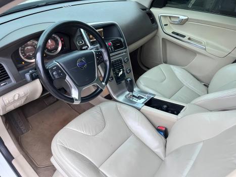 VOLVO XC60 2.0 4P COMFORT T5 TURBO AUTOMÁTICO, Foto 10