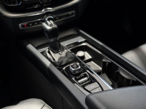VOLVO XC60 2.0 4P T5 MOMENTUM TURBO AUTOM�TICO, Foto 8