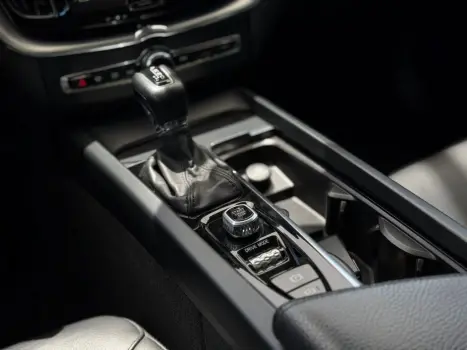 VOLVO XC60 2.0 4P T5 MOMENTUM TURBO AUTOM�TICO, Foto 9