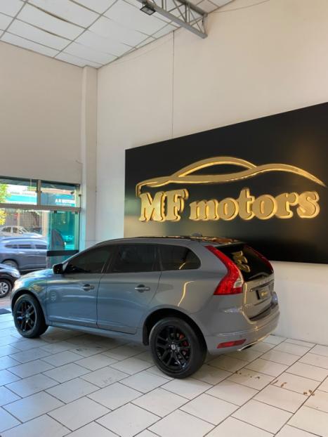 VOLVO XC60 2.0 4P T5 MOMENTUM TURBO AUTOMÁTICO, Foto 3