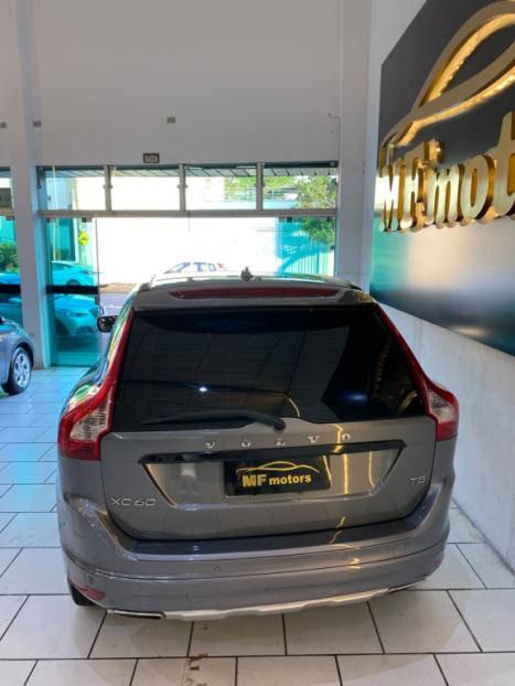 VOLVO XC60 2.0 4P T5 MOMENTUM TURBO AUTOMÁTICO, Foto 4