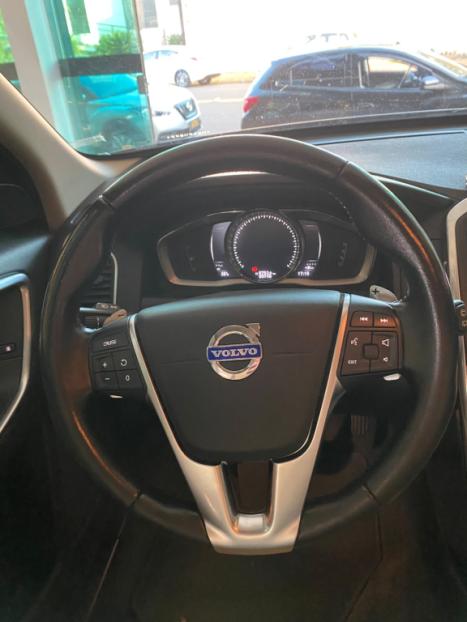 VOLVO XC60 2.0 4P T5 MOMENTUM TURBO AUTOMÁTICO, Foto 13