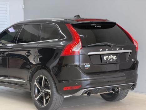 VOLVO XC60 2.0 4P T6 R DESIGN TURBO AUTOMÁTICO, Foto 5