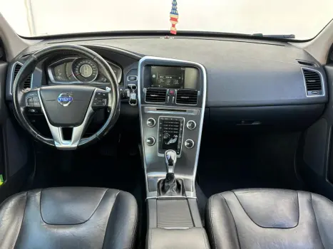 VOLVO XC60 2.0 T5 4P KINETIC DRIVE-E AUTOM�TICO, Foto 6
