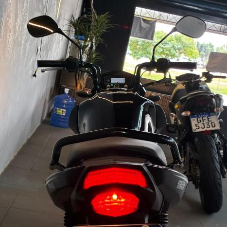 YAMAHA Factor 150 E, Foto 2