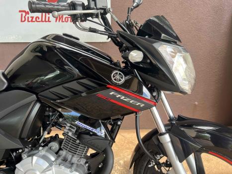 YAMAHA Fazer YS 150 ED, Foto 6