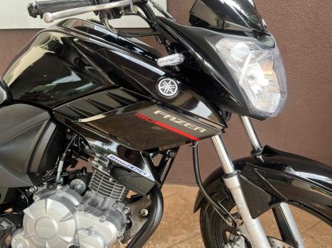 YAMAHA Fazer YS 150 ED, Foto 4