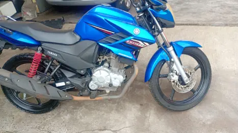 YAMAHA Fazer YS 150 ED, Foto 2