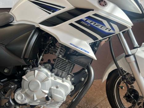 YAMAHA Fazer YS 150 SED, Foto 4