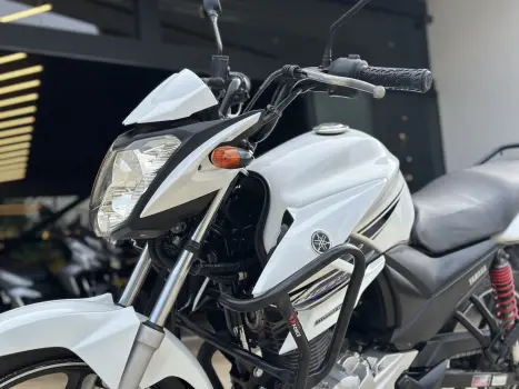 YAMAHA Fazer YS 150 ED, Foto 4