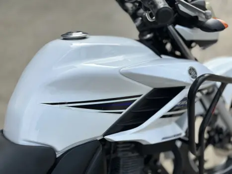 YAMAHA Fazer YS 150 ED, Foto 9