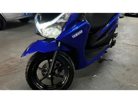 YAMAHA Fluo 125 , Foto 3