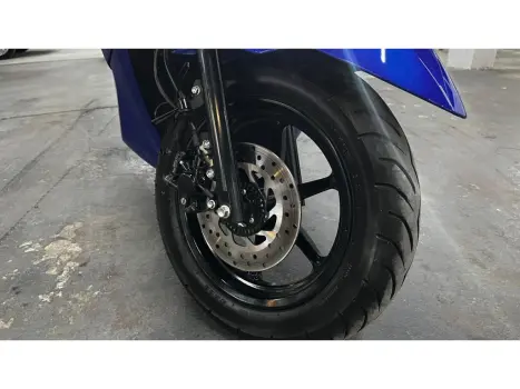 YAMAHA Fluo 125 , Foto 7