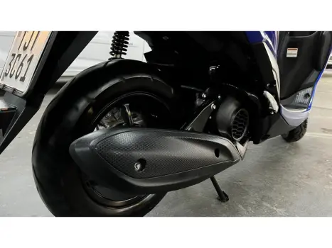 YAMAHA Fluo 125 , Foto 8