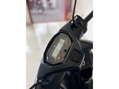 YAMAHA Fluo 125 , Foto 3