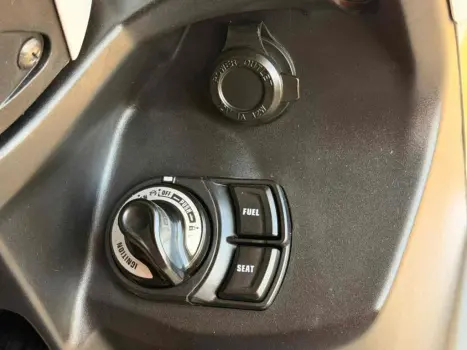 YAMAHA Fluo 125 ABS, Foto 6