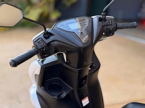 YAMAHA Fluo 125 ABS, Foto 11