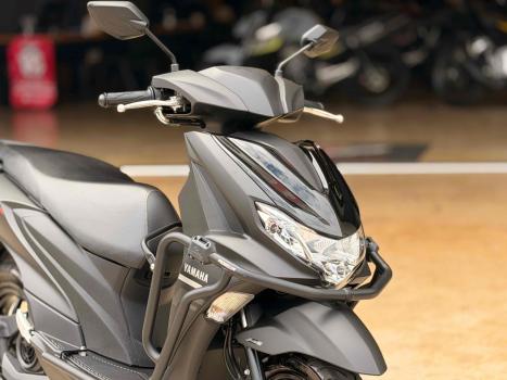 YAMAHA Fluo 125 ABS, Foto 8