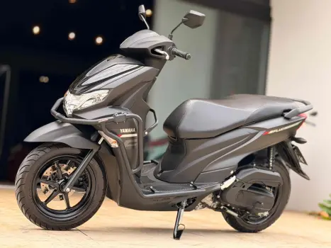 YAMAHA Fluo 125 ABS, Foto 10