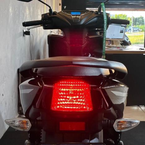 YAMAHA Fluo 125 ABS, Foto 2