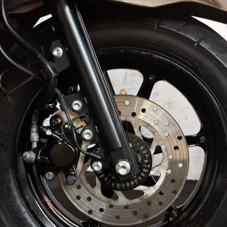 YAMAHA Fluo 125 ABS, Foto 5