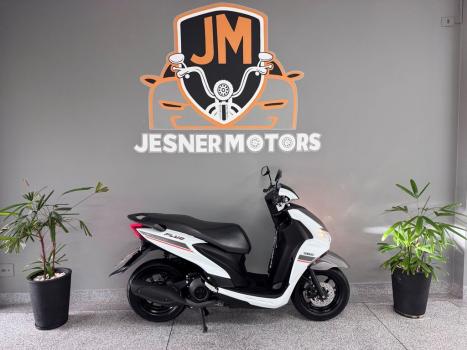 YAMAHA Fluo 125 ABS, Foto 2