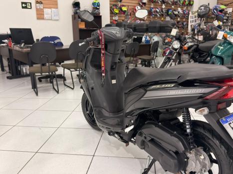 YAMAHA Fluo 125 ABS, Foto 3