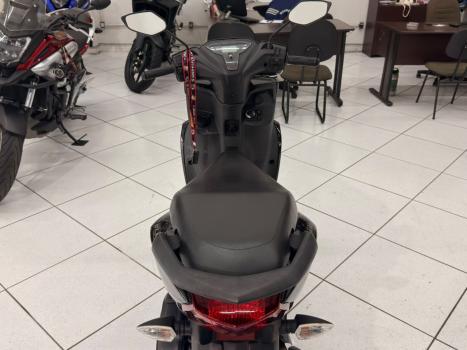 YAMAHA Fluo 125 ABS, Foto 4