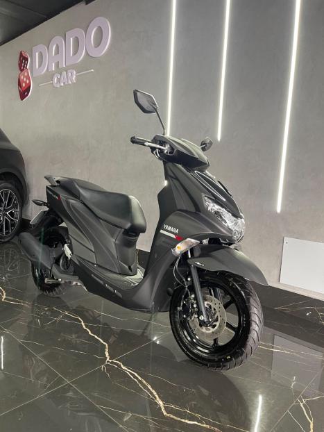 YAMAHA Fluo 125 ABS, Foto 1