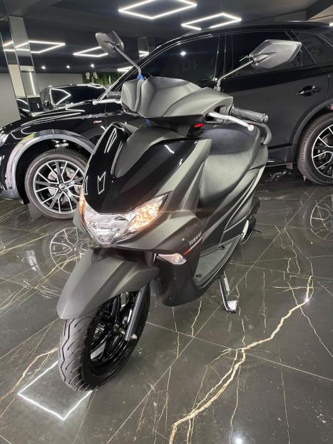 YAMAHA Fluo 125 ABS, Foto 6