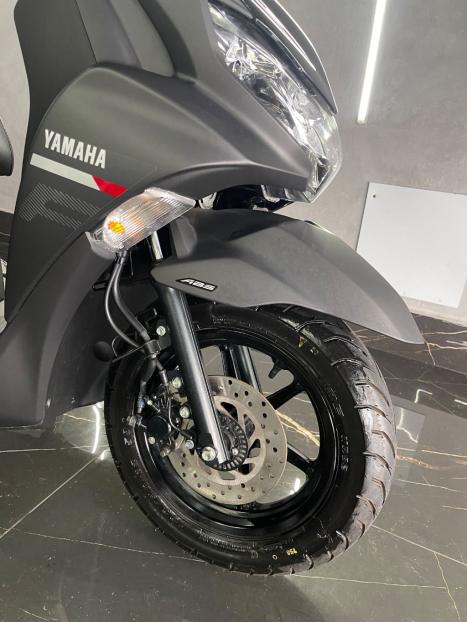 YAMAHA Fluo 125 ABS, Foto 15