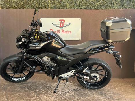 YAMAHA FZ 15 Fazer , Foto 2
