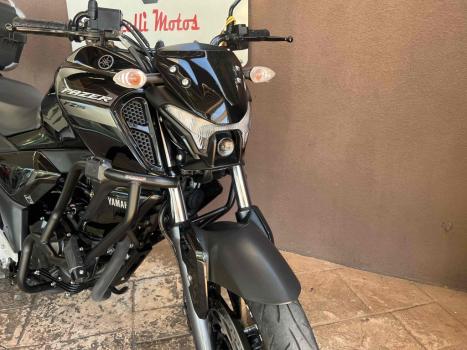 YAMAHA FZ 15 Fazer , Foto 10