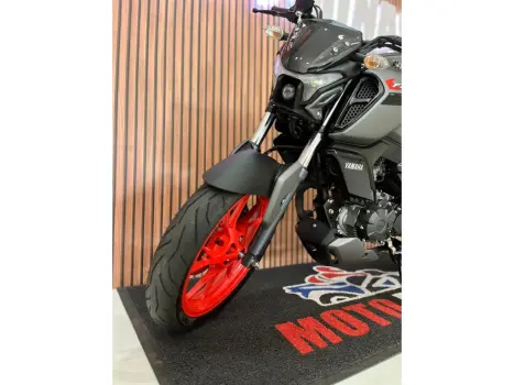 YAMAHA FZ 15 Fazer , Foto 7