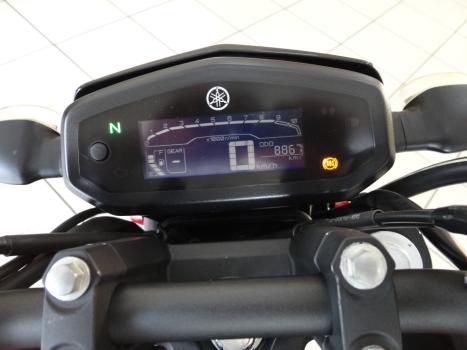YAMAHA FZ 15 Fazer ABS, Foto 6