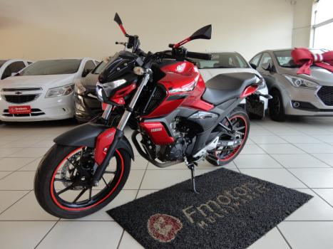 YAMAHA FZ 15 Fazer ABS, Foto 9