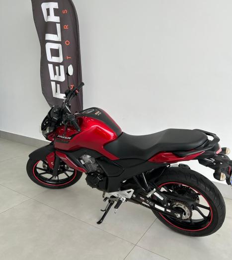 YAMAHA FZ 15 Fazer ABS, Foto 2