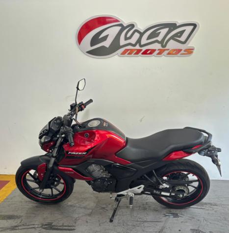 YAMAHA FZ 15 Fazer ABS, Foto 2