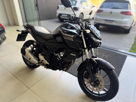 YAMAHA FZ 15 Fazer ABS, Foto 5