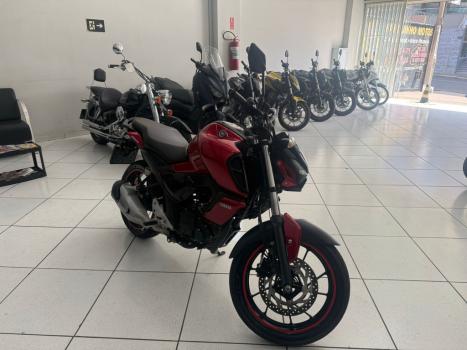 YAMAHA FZ 15 Fazer ABS, Foto 6