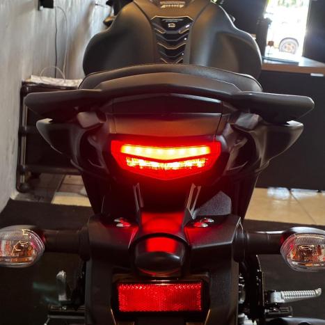 YAMAHA FZ 15 Fazer ABS, Foto 2